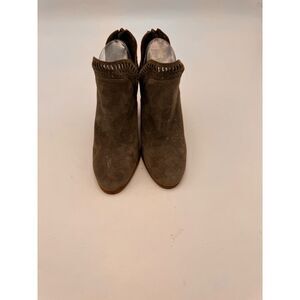 Vince Camuto Green Heeled Boots Sz 7